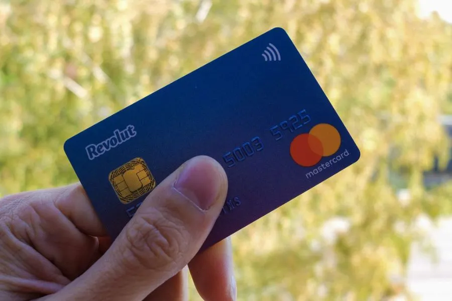How to get the Revolut prepaid currency card